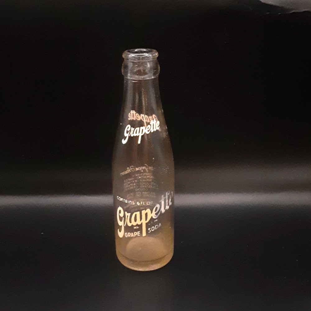 Vintage 1946 Grapette Soda Bottle 6 oz Camden, Arkansas